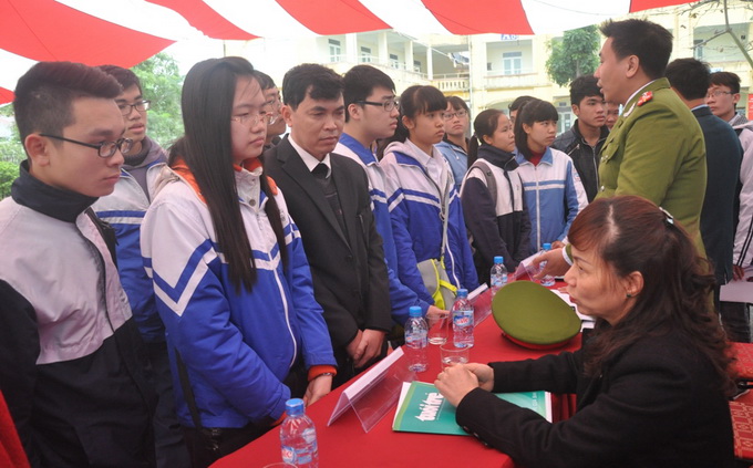 Chương trình Tư vấn tuyển sinh - hướng nghiệp 2014 tại Hải Phòng, Đà Nẵng